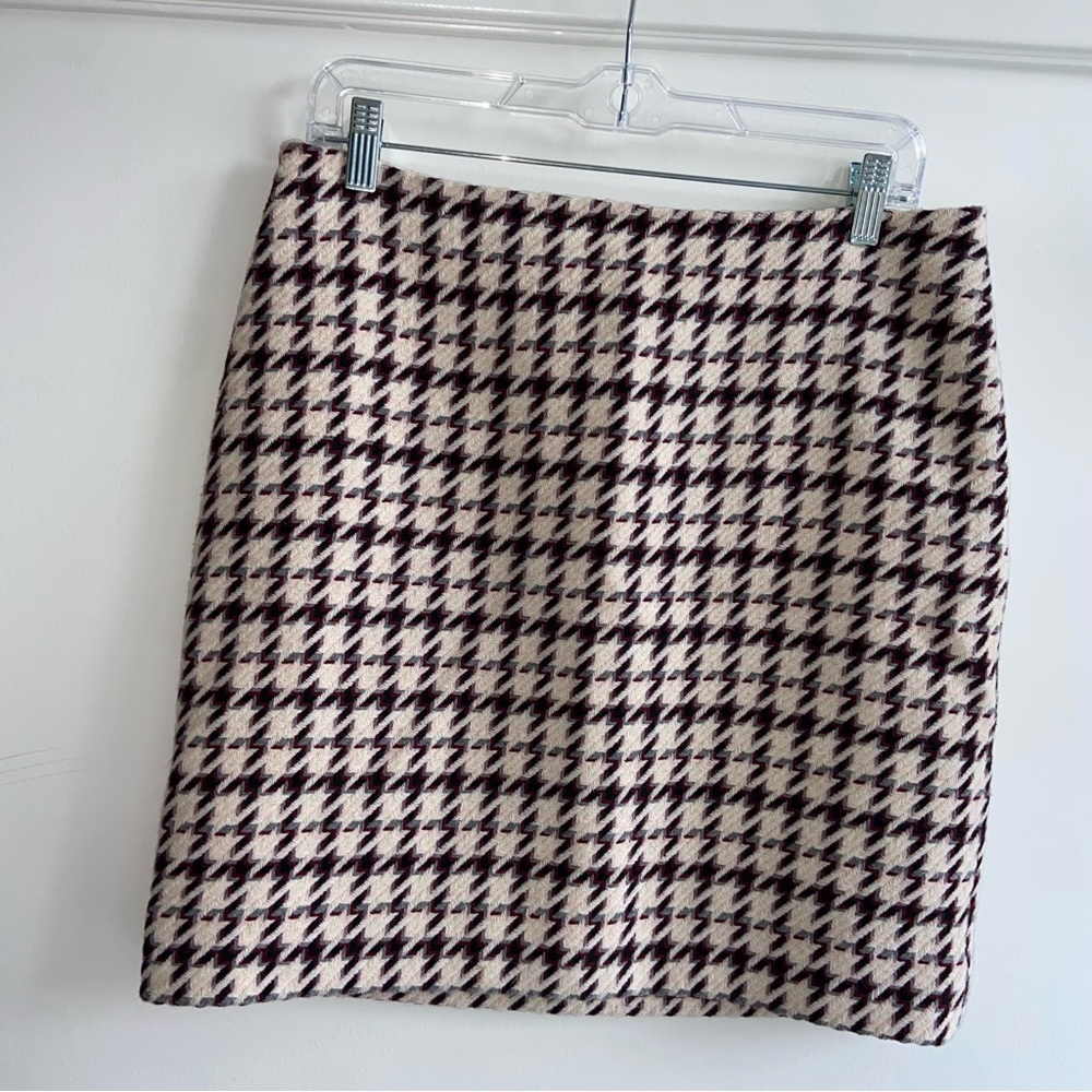 White House Black Market Houndstooth Boot Skirt - Picture 2 of 5